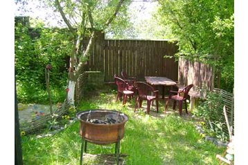 Ucraina Privát Pečenižyn, Esterno